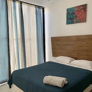 Hotel Oyo Brisas Del Mar, Playa del Carmen
